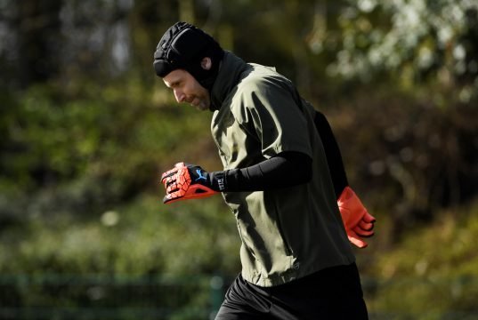 Cech retire