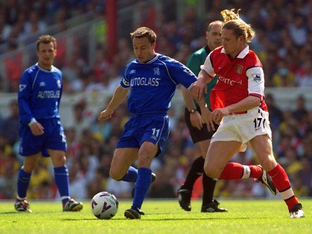 Players who have played for Chelsea and Barcelona Emmanuel Petit