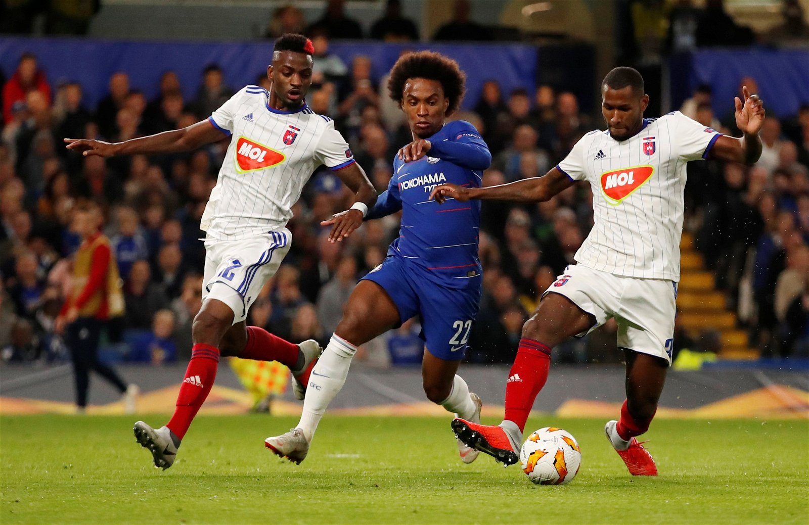 Willian says that one change from Sarri makes him unhappy