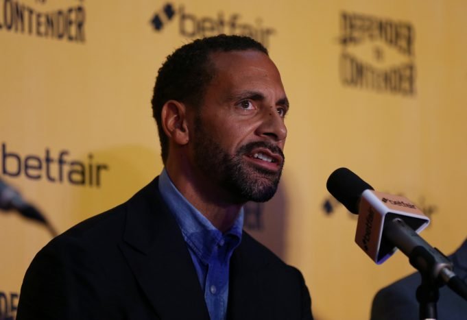 Rio Ferdinand says Sarri has made a mistake by criticising his players publicly