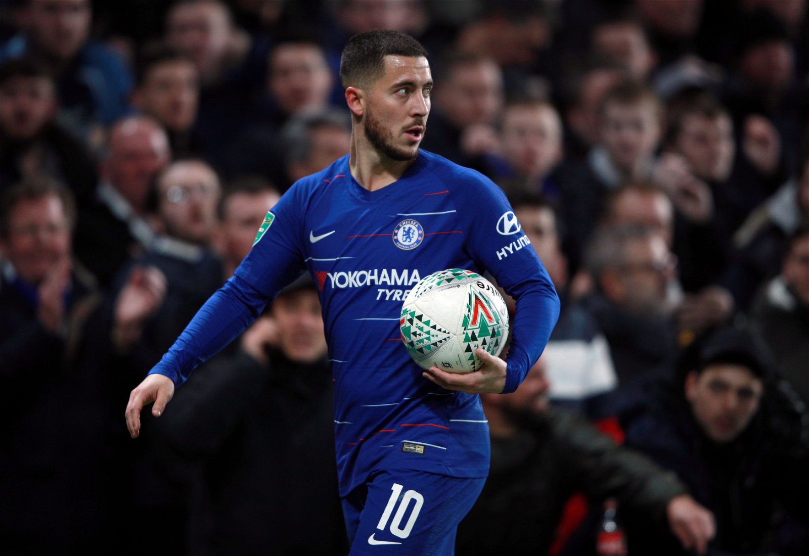 Hazard says he doesn't care about Sarri's comments