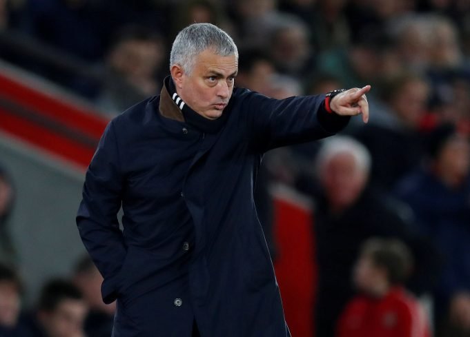 Mourinho defends himself against criticism over Salah's sale at Chelsea