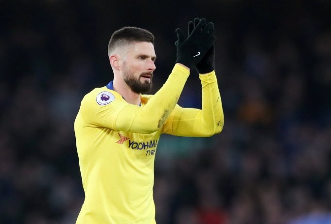 Giroud frustrated by lack of game time