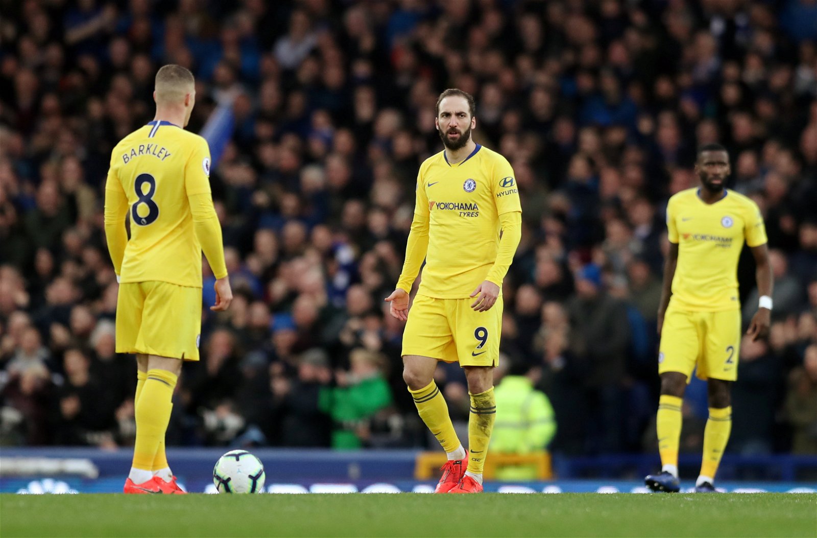 Sarri calls for Higuain to be at his best