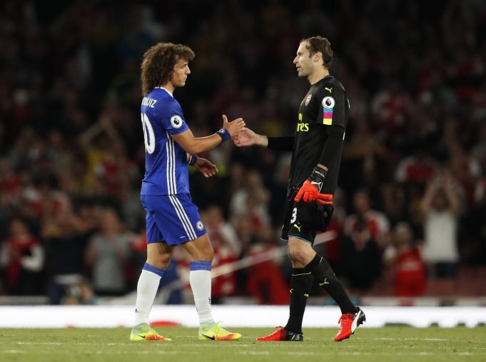 Luiz talks about Europa final and what he thinks of Cech