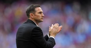 Ferdinand backs Lampard for Chelsea job
