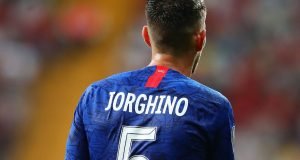 Jorginho pulls of crazy 360 - leaves two Leicester players confused!