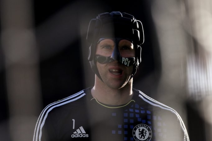 Petr Cech taking new role to help overcome Chelsea's goalkeeper troubles (CFC)