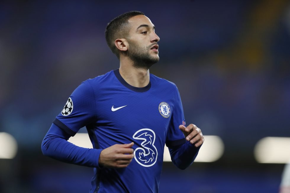 Manchester United eyeing a move for Chelsea winger Hakim Ziyech