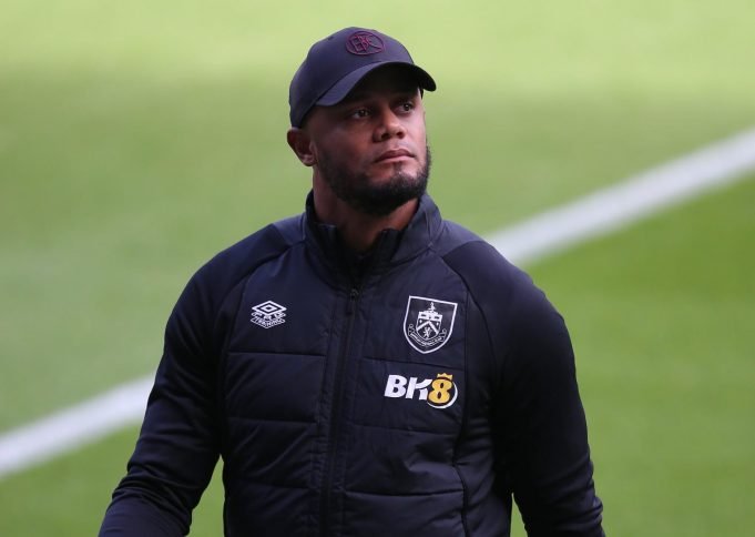 Chelsea look at Vincent Kompany as a potential alternative if Pochettino doesn't join