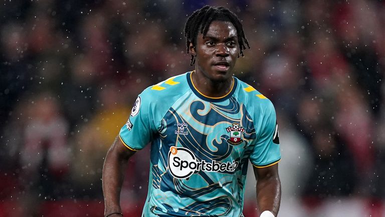 Chelsea's Romeo Lavia takes blame for Chelsea loss vs Newcastle United Romeo Lavia made mistake by choosing Chelsea over Liverpool